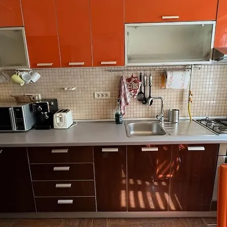 Apartament 3 Camere. Apartment *